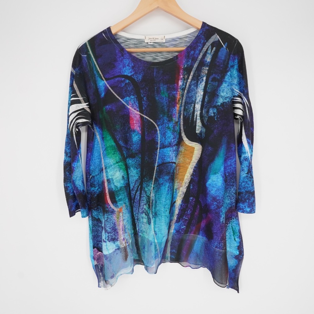 Jess & Jane Artwear Tunic Top Womens M Blue Abstract Stretch Chiffon Hem Casual